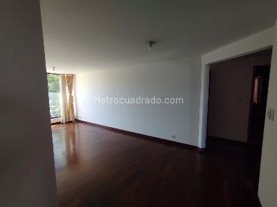 Apartamento de 3 alcobas en venta en San Luis, Bogotá, 66 m² · foto 5 de 19