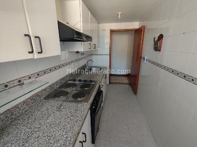 Apartamento de 3 alcobas en venta en San Luis, Bogotá, 66 m² · foto 8 de 19