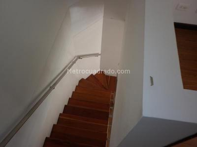 Apartamento de 2 alcobas en arriendo en Cedritos, Bogotá, 81 m² · foto 11 de 20