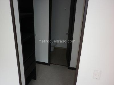 Apartamento de 2 alcobas en arriendo en Cedritos, Bogotá, 81 m² · foto 18 de 20