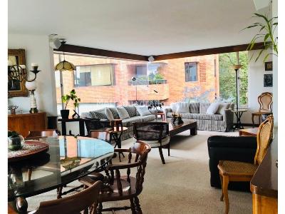 Apartamento de 4 alcobas en venta en Rosales Bajo, Bogotá, 360 m² · foto 16 de 20