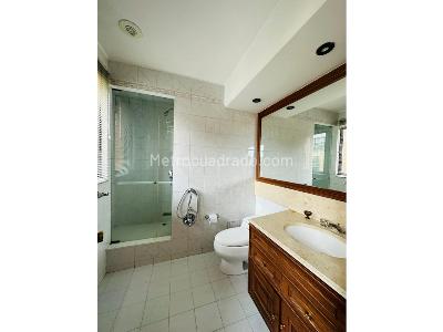 Apartamento de 4 alcobas en venta en Rosales Alto, Bogotá, 298 m² · foto 4 de 20