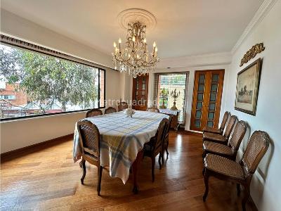 Apartamento de 4 alcobas en venta en Rosales Alto, Bogotá, 298 m² · foto 7 de 20