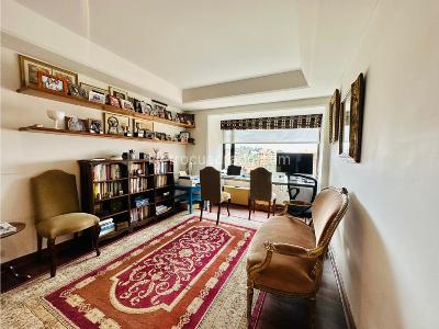 Apartamento de 4 alcobas en venta en Rosales Alto, Bogotá, 298 m² · foto 19 de 20