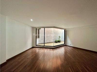 Apartamento de 3 alcobas en venta en Virrey Chico, Bogotá, 143 m² · foto 8 de 20