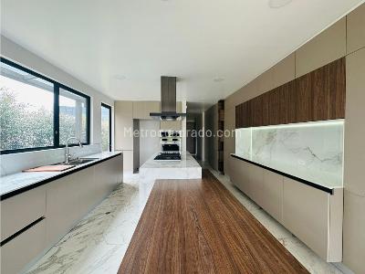 Casa de 5 alcobas en venta en Chia, Chía, 430 m² · foto 13 de 20