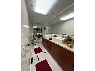 Apartamento de 3 alcobas en venta en Rosales Alto, Bogotá, 207 m² · foto 9 de 20