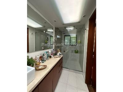 Apartamento de 3 alcobas en venta en Rosales Alto, Bogotá, 207 m² · foto 10 de 20