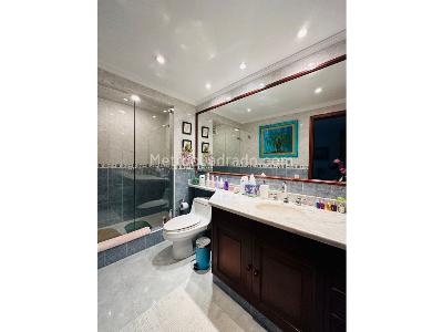 Apartamento de 3 alcobas en venta en Rosales Alto, Bogotá, 207 m² · foto 13 de 20