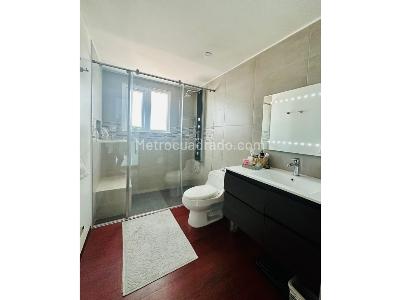 Apartamento de 3 alcobas en venta en Rosales Alto, Bogotá, 167 m² · foto 4 de 20