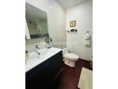 Apartamento de 3 alcobas en venta en Rosales Alto, Bogotá, 167 m² · foto 8 de 20