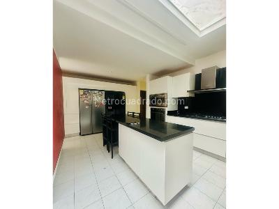 Apartamento de 3 alcobas en venta en Rosales Bajo, Bogotá, 360 m² · foto 5 de 20