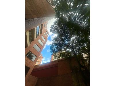 Apartamento de 3 alcobas en venta en Rosales Bajo, Bogotá, 360 m² · foto 7 de 20