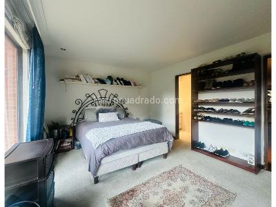 Apartamento de 3 alcobas en venta en Rosales Bajo, Bogotá, 360 m² · foto 18 de 20