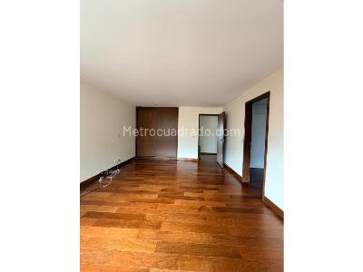 Apartamento de 3 alcobas en venta en Rosales Bajo, Bogotá, 181 m² · foto 6 de 20