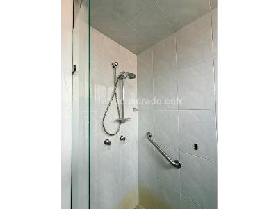 Apartamento de 3 alcobas en venta en Rosales Bajo, Bogotá, 181 m² · foto 16 de 20