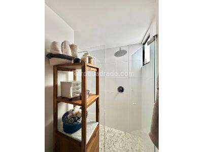 Apartamento de 2 alcobas en venta en Rosales Bajo, Bogotá, 84 m² · foto 10 de 20