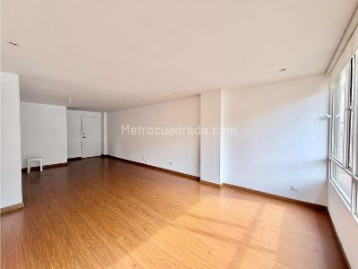 Apartamento de 2 alcobas en arriendo en Rosales Bajo, Bogotá, 83 m² · foto 17 de 20