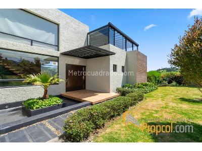 Casa de 3 alcobas en venta en Casa De Campo, La Calera, 460 m² · foto 2 de 20