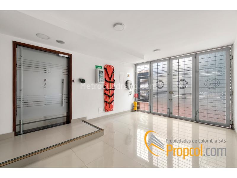 Edificio de Oficinas en Venta, La Castellana, Bogotá D.C. - Más