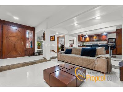 Casa de 5 alcobas en arriendo en El Batán, Bogotá, 350 m² · foto 2 de 13