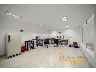Casa de 5 alcobas en venta en Puente Largo, Bogotá, 887 m² · foto 3 de 16