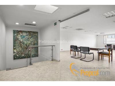 Casa de 5 alcobas en venta en Puente Largo, Bogotá, 887 m² · foto 12 de 16