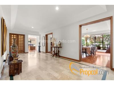 Apartamento de 3 alcobas en venta en Bosque Medina, Bogotá, 208 m² · foto 2 de 17