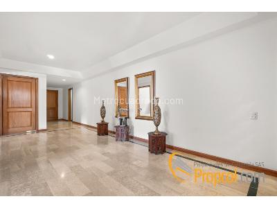 Apartamento de 3 alcobas en venta en Bosque Medina, Bogotá, 208 m² · foto 3 de 17