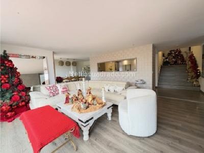 Apartamento en venta en Santa Ana Oriental, Bogotá · foto 2 de 19