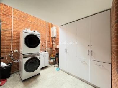 Apartamento en venta en Santa Ana Oriental, Bogotá · foto 10 de 19