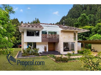 $2.100.000.000 en Condominio Campestre Candil De Loreto