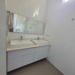 Casa de 4 alcobas en venta en El Vergel, Ibagué, 460 m² · foto 18 de 20