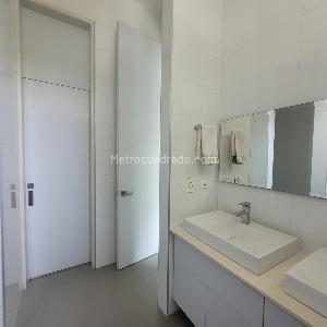Casa de 4 alcobas en venta en El Vergel, Ibagué, 460 m² · foto 19 de 20