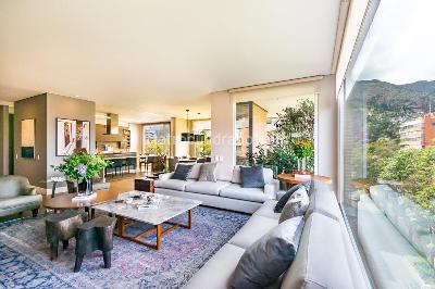 Apartamento de 3 alcobas en venta en Chico Reservado, Bogotá, 256 m² · foto 3 de 20