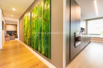 Apartamento de 3 alcobas en venta en Chico Reservado, Bogotá, 256 m² · foto 10 de 20
