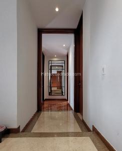 Apartamento en venta en El Refugio, Bogotá · foto 5 de 17