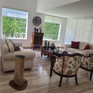 Casa de 4 alcobas en venta en El Vergel, Ibagué, 362 m² · foto 5 de 20