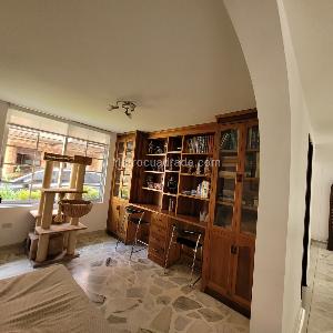 Casa de 4 alcobas en venta en El Vergel, Ibagué, 362 m² · foto 14 de 20