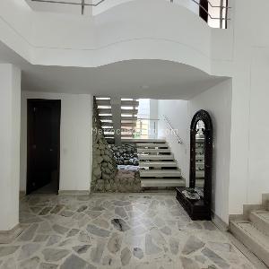 Casa de 4 alcobas en venta en El Vergel, Ibagué, 362 m² · foto 18 de 20