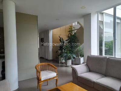 Casa de 3 alcobas en venta en El Vergel, Ibagué, 311 m² · foto 8 de 20