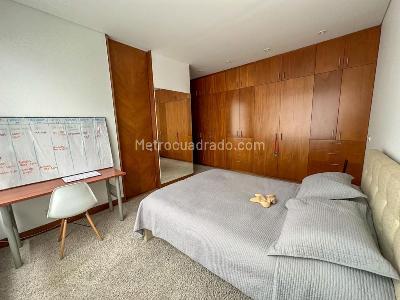Apartamento de 4 alcobas en venta en Chico Reservado, Bogotá, 400 m² · foto 12 de 15
