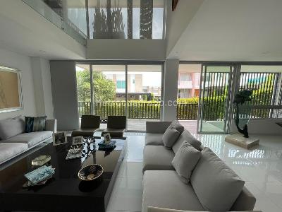 Casa de 4 alcobas en venta en El Vergel, Ibagué, 392 m² · foto 6 de 20