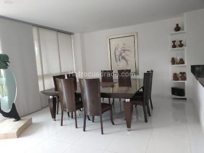 Casa de 4 alcobas en venta en El Vergel, Ibagué, 392 m² · foto 8 de 20