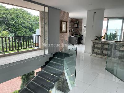 Casa de 4 alcobas en venta en El Vergel, Ibagué, 392 m² · foto 15 de 20