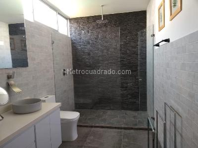 Casa de 4 alcobas en venta en El Vergel, Ibagué, 392 m² · foto 20 de 20