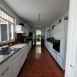 Casa de 3 alcobas en venta en Interlaken, Ibagué, 500 m² · foto 4 de 20
