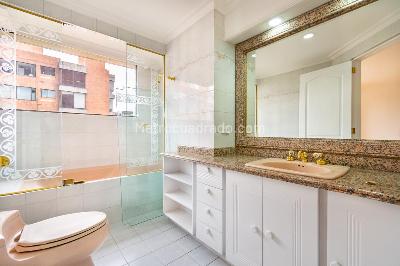 Apartamento en venta en Santa Barbara, Bogotá · foto 12 de 20