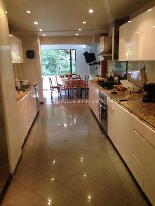 Apartamento de 5 alcobas en venta en Los Rosales, Bogotá, 450 m² · foto 7 de 12