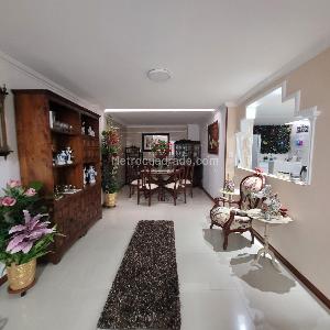 Casa de 3 alcobas en venta en El Vergel, Ibagué, 180 m² · foto 2 de 20